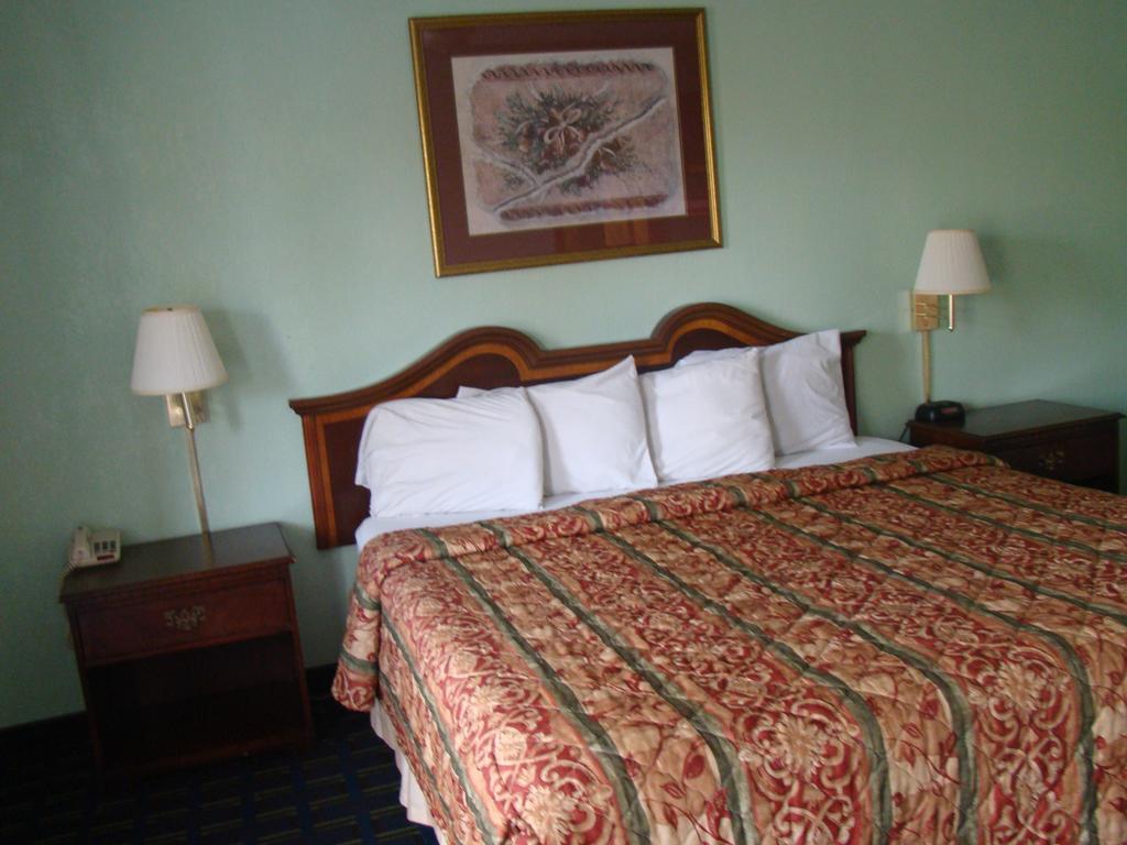 Budget Inn Mount Airy Værelse billede