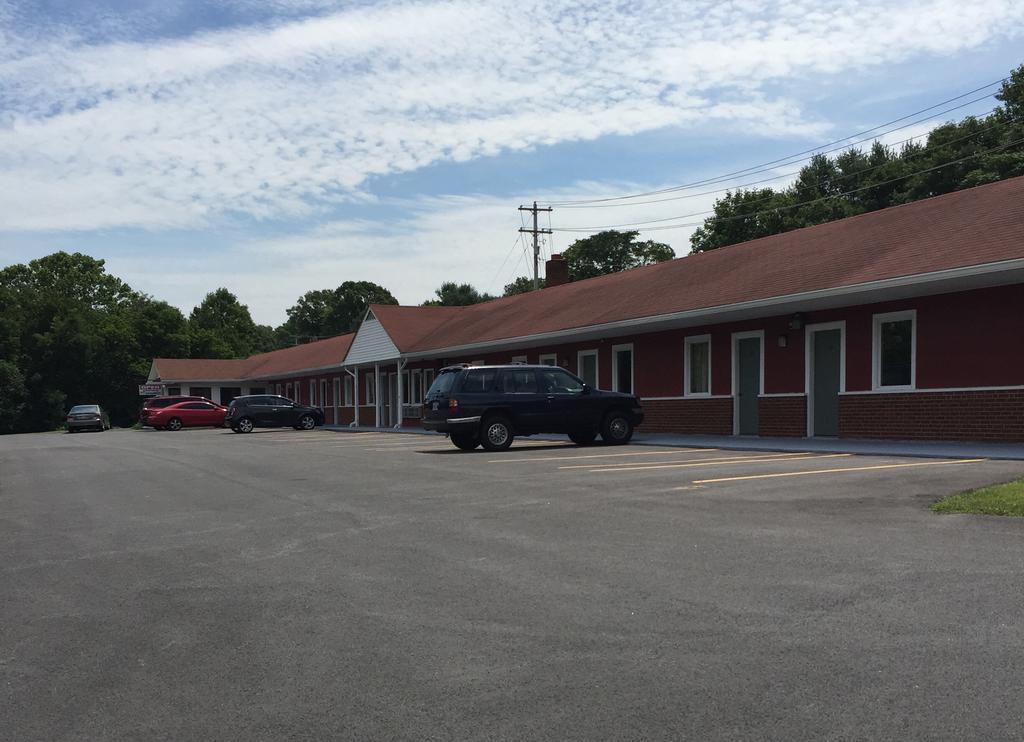 Budget Inn Mount Airy Eksteriør billede